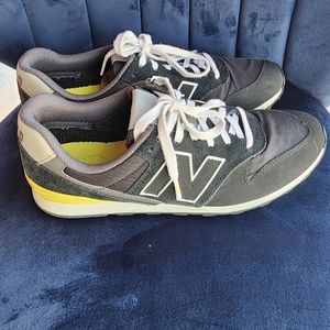 New balance figs 996 sz 11 woman